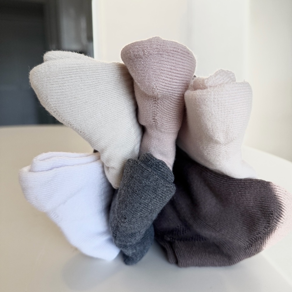PUMA 6 Pack 6 colors Crew Socks Shoe Size 8-12 NWT - Picture 7 of 12